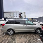 Sienna rental in Lagos